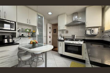 Apartamento à venda com 125m², 3 quartos e 3 vagas