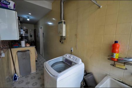 Apartamento à venda com 70m², 2 quartos e 1 vaga Apartamento à venda com 70m², 2 quartos e 1 vagaÁrea de Serviço