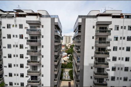 Apartamento à venda com 70m², 2 quartos e 1 vaga Apartamento à venda com 70m², 2 quartos e 1 vagaVista do Quarto 2