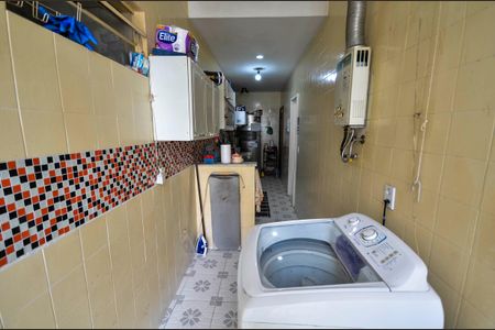 Apartamento à venda com 70m², 2 quartos e 1 vaga Apartamento à venda com 70m², 2 quartos e 1 vagaÁrea de Serviço