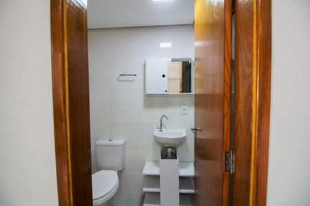 Studio à venda com 30m², 1 quarto e sem vaga Studio à venda com 30m², 1 quarto e sem vagaBanheiro Social