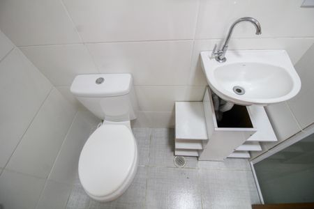 Studio à venda com 30m², 1 quarto e sem vaga Studio à venda com 30m², 1 quarto e sem vagaBanheiro Social