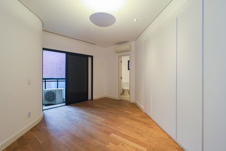Apartamento para alugar com 420m², 5 quartos e 4 vagasSuíte 2