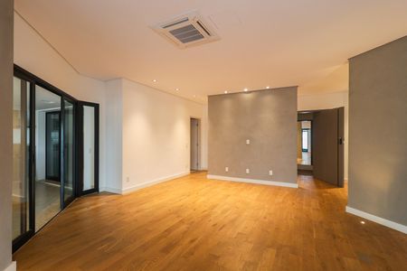 Apartamento para alugar com 420m², 5 quartos e 4 vagasSala