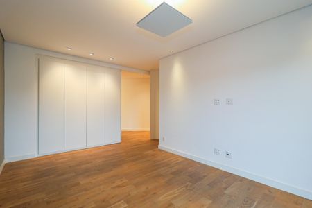 Apartamento para alugar com 420m², 5 quartos e 4 vagasSuíte 1