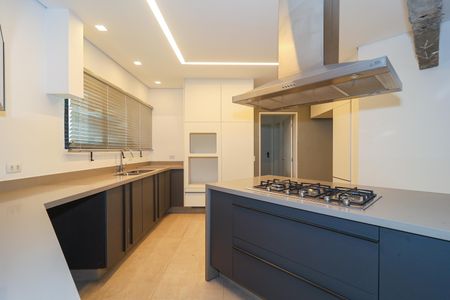 Apartamento para alugar com 420m², 5 quartos e 4 vagasCozinha