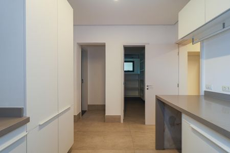 Apartamento para alugar com 420m², 5 quartos e 4 vagasÁrea de Serviço