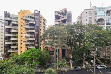 Apartamento para alugar com 420m², 5 quartos e 4 vagasVista da Suíte 4