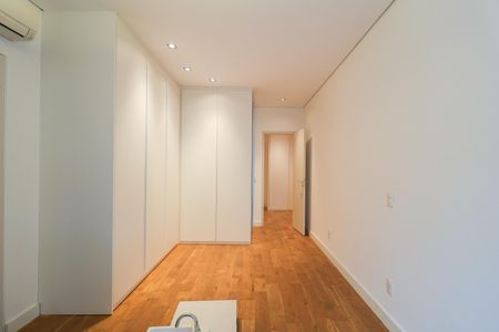 Apartamento para alugar com 420m², 5 quartos e 4 vagasSuíte 3