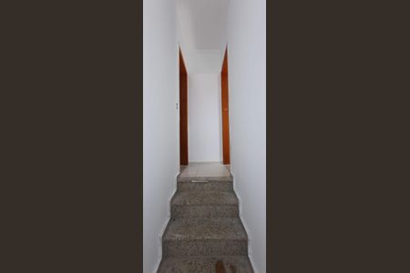 Casa de condomínio para alugar com 80m², 2 quartos e 1 vaga Casa de condomínio para alugar com 80m², 2 quartos e 1 vagaCorredor