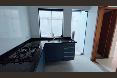 Casa de condomínio para alugar com 80m², 2 quartos e 1 vaga Casa de condomínio para alugar com 80m², 2 quartos e 1 vagaCozinha