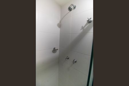 Banheiro de apartamento para alugar com 3 quartos, 70m² em Fátima, Niterói