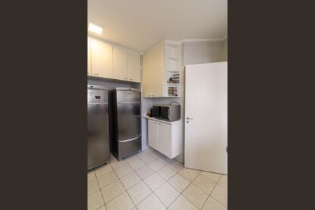 Apartamento à venda com 180m², 3 quartos e 3 vagas Apartamento à venda com 180m², 3 quartos e 3 vagasCozinha