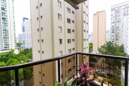 Apartamento à venda com 180m², 3 quartos e 3 vagas Apartamento à venda com 180m², 3 quartos e 3 vagasVaranda