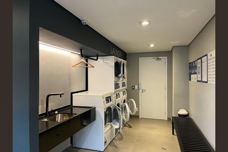 Apartamento para alugar com 27m², 1 quarto e sem vagaÁrea comum - Lavanderia