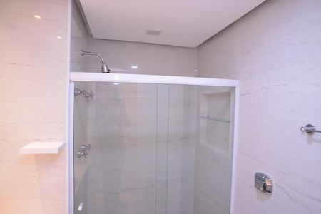 Apartamento para alugar com 152m², 4 quartos e 2 vagasBanheiro Social