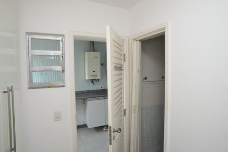 Apartamento para alugar com 152m², 4 quartos e 2 vagasQuarto de Serviço