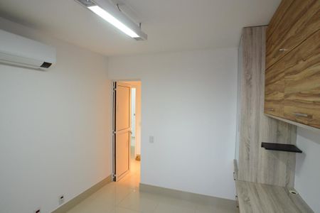 Apartamento para alugar com 152m², 4 quartos e 2 vagasQuarto 3