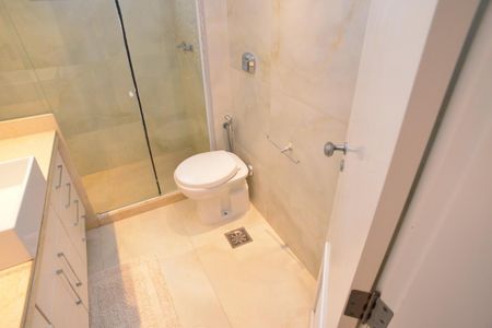 Apartamento para alugar com 152m², 4 quartos e 2 vagasBanheiro Suíte