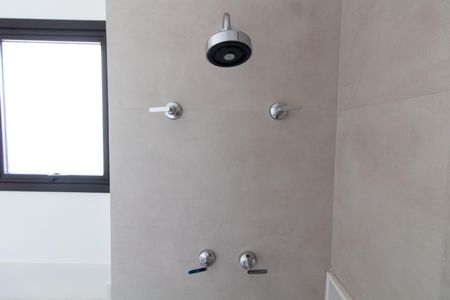 Casa de condomínio à venda com 138m², 3 quartos e 4 vagasBanheiro da Suíte 3