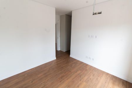 Casa de condomínio à venda com 138m², 3 quartos e 4 vagasSuíte 3