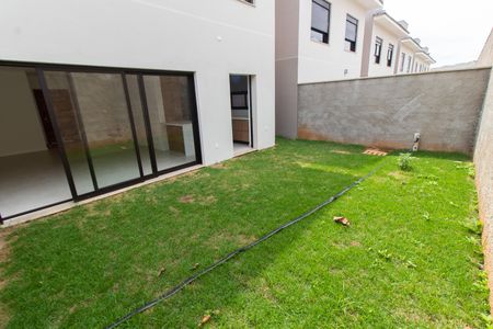 Casa de condomínio à venda com 138m², 3 quartos e 4 vagasÁrea Externa