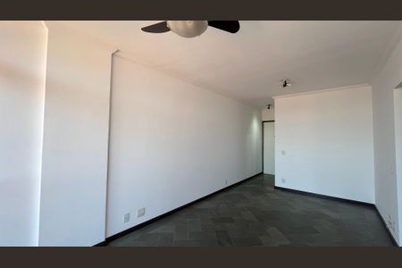 Sala de apartamento à venda com 2 quartos, 77m² em Jardim Chapadão, Campinas