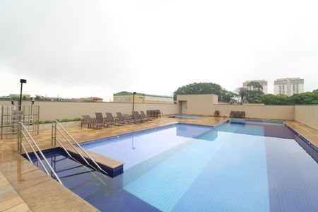 Apartamento à venda com 72m², 3 quartos e 1 vagaÁrea Comum - Piscina