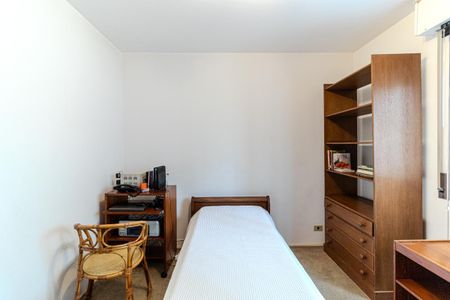 Apartamento à venda com 213m², 3 quartos e 2 vagasQuarto