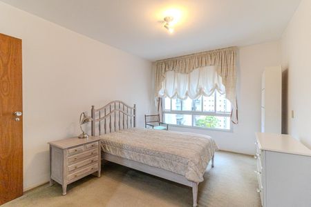 Apartamento à venda com 213m², 3 quartos e 2 vagasSuíte 1