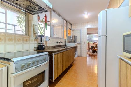 Apartamento à venda com 213m², 3 quartos e 2 vagasCozinha