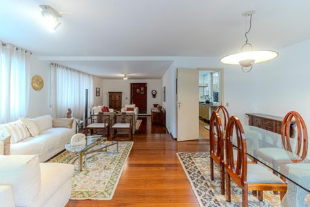 Apartamento à venda com 213m², 3 quartos e 2 vagasSala