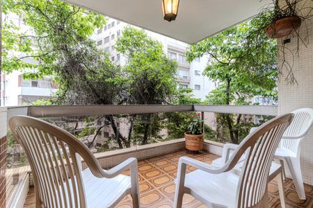 Apartamento à venda com 213m², 3 quartos e 2 vagasVaranda