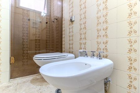 Apartamento à venda com 213m², 3 quartos e 2 vagasBanheiro Social