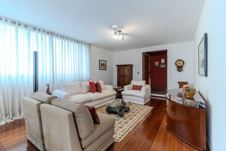 Apartamento à venda com 213m², 3 quartos e 2 vagasSala