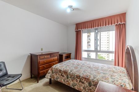 Apartamento à venda com 213m², 3 quartos e 2 vagasSuíte 2