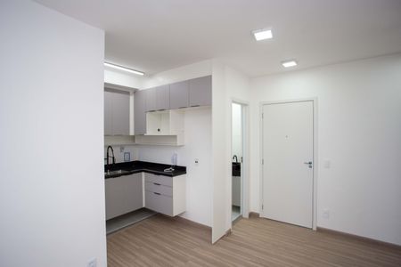 Apartamento para alugar com 43m², 2 quartos e 1 vagaSala