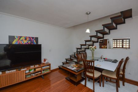 Sala de casa para alugar com 2 quartos, 75m² em Cidade Dutra, São Paulo