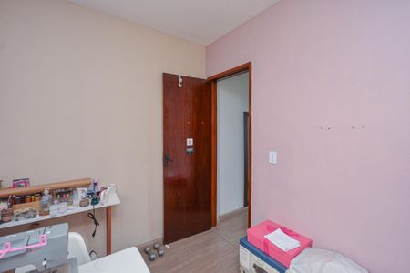 Quarto 1 de casa para alugar com 2 quartos, 75m² em Cidade Dutra, São Paulo