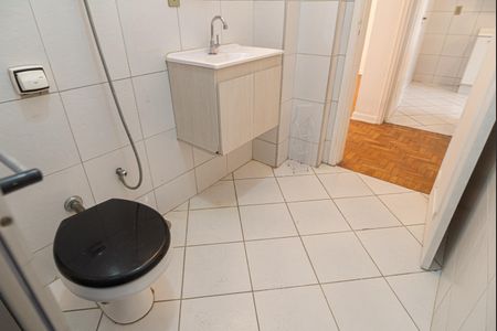 Apartamento à venda com 60m², 1 quarto e sem vaga Apartamento à venda com 60m², 1 quarto e sem vagaBanheiro