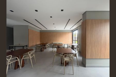 Apartamento para alugar com 64m², 2 quartos e 1 vagaÁrea comum - Salão de festas