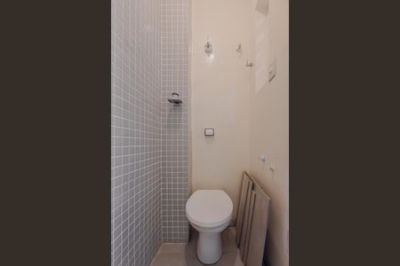 Apartamento à venda com 112m², 2 quartos e 1 vagaBanheiro de Serviço