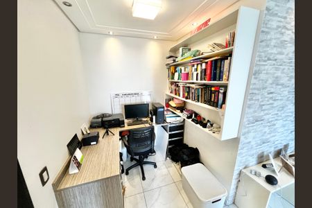 Apartamento para alugar com 104m², 3 quartos e 2 vagas Apartamento para alugar com 104m², 3 quartos e 2 vagasEscritório