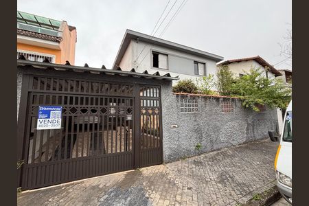Casa à venda com 265m², 4 quartos e 2 vagasFachada