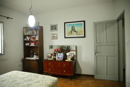 Casa à venda com 265m², 4 quartos e 2 vagasQuarto 1