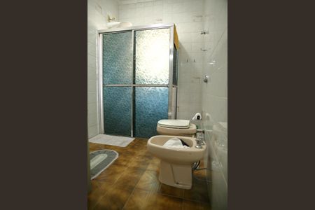 Casa à venda com 265m², 4 quartos e 2 vagasBanheiro