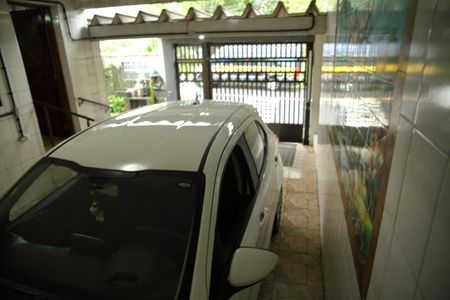 Garagem  de casa à venda com 4 quartos, 265m² em Dos Casa, São Bernardo do Campo