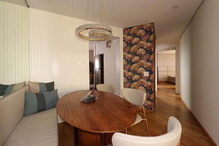 Apartamento para alugar com 100m², 2 quartos e 2 vagasSala de Jantar