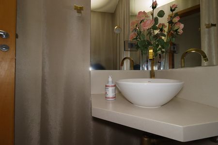 Apartamento para alugar com 100m², 2 quartos e 2 vagasLavabo