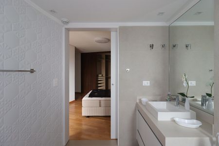 Apartamento para alugar com 100m², 2 quartos e 2 vagasBanheiro da Suíte